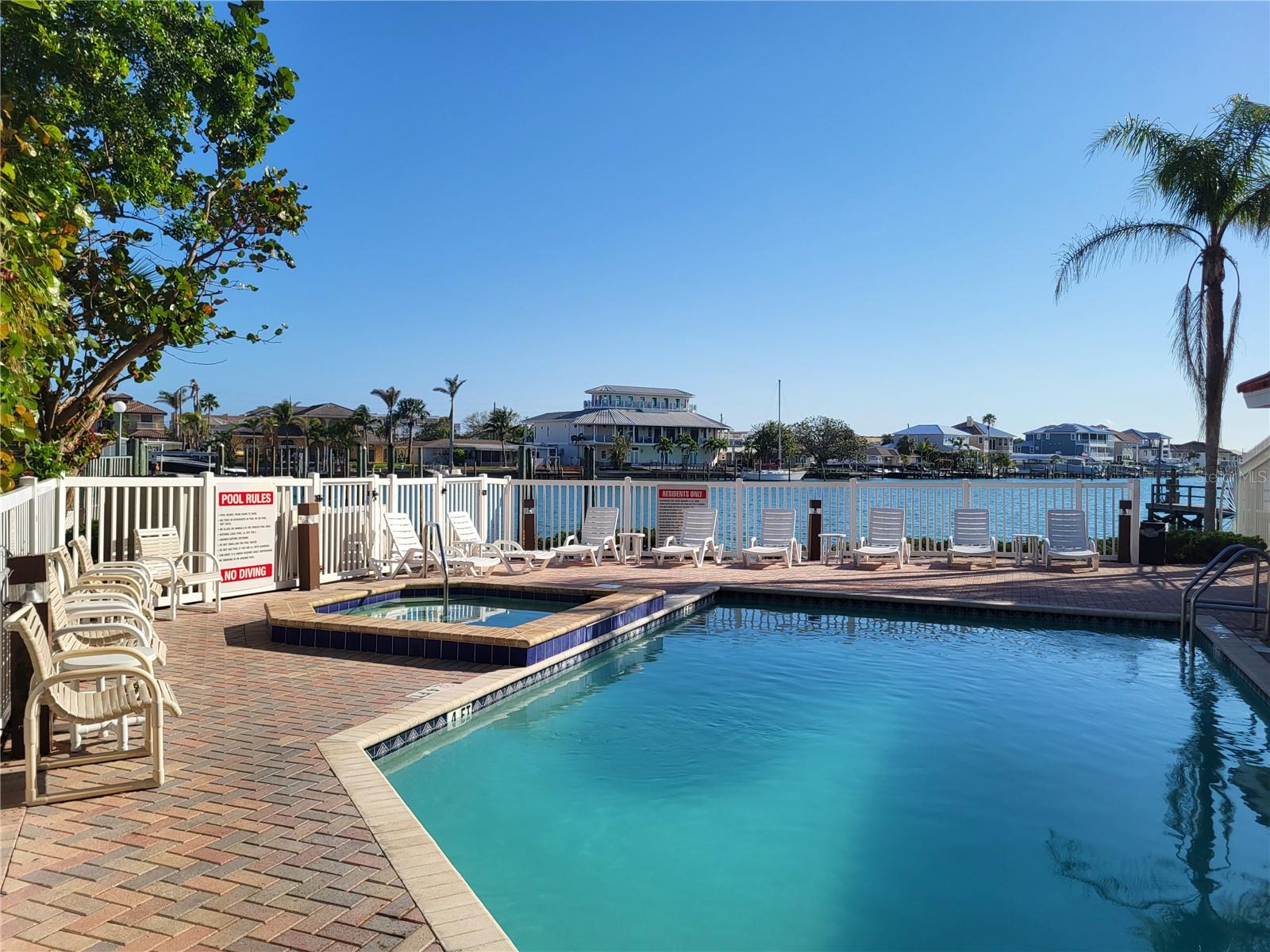 530 S GULFVIEW BLVD #303 — photo 25