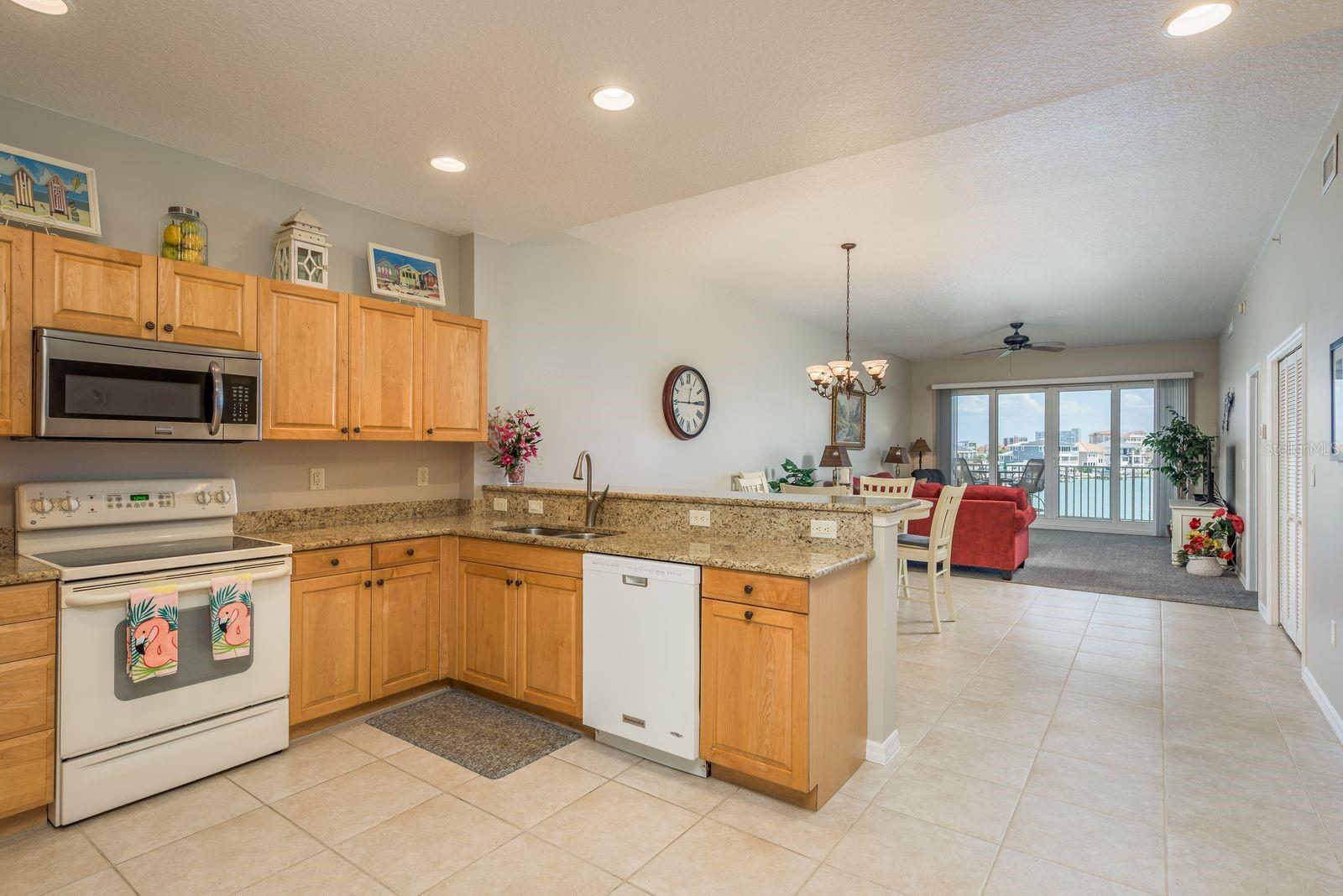 530 S GULFVIEW BLVD #303 — photo 8