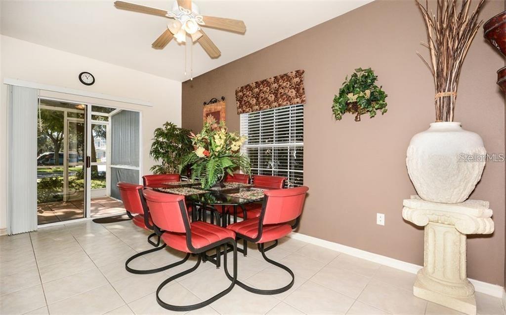 7685 PLANTATION CIR #B — photo 7