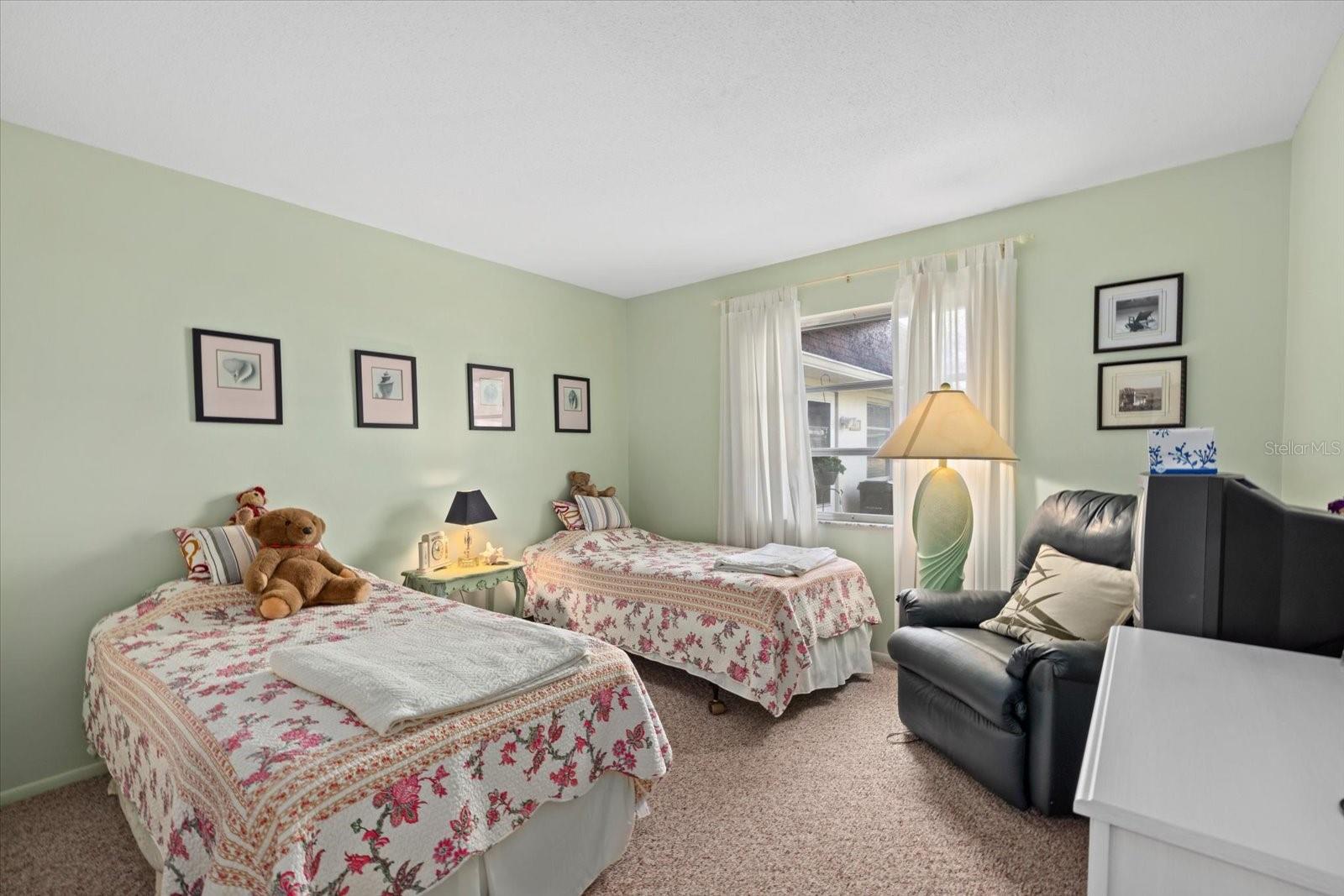 1343 GLENDALE CIR W #216 — photo 11