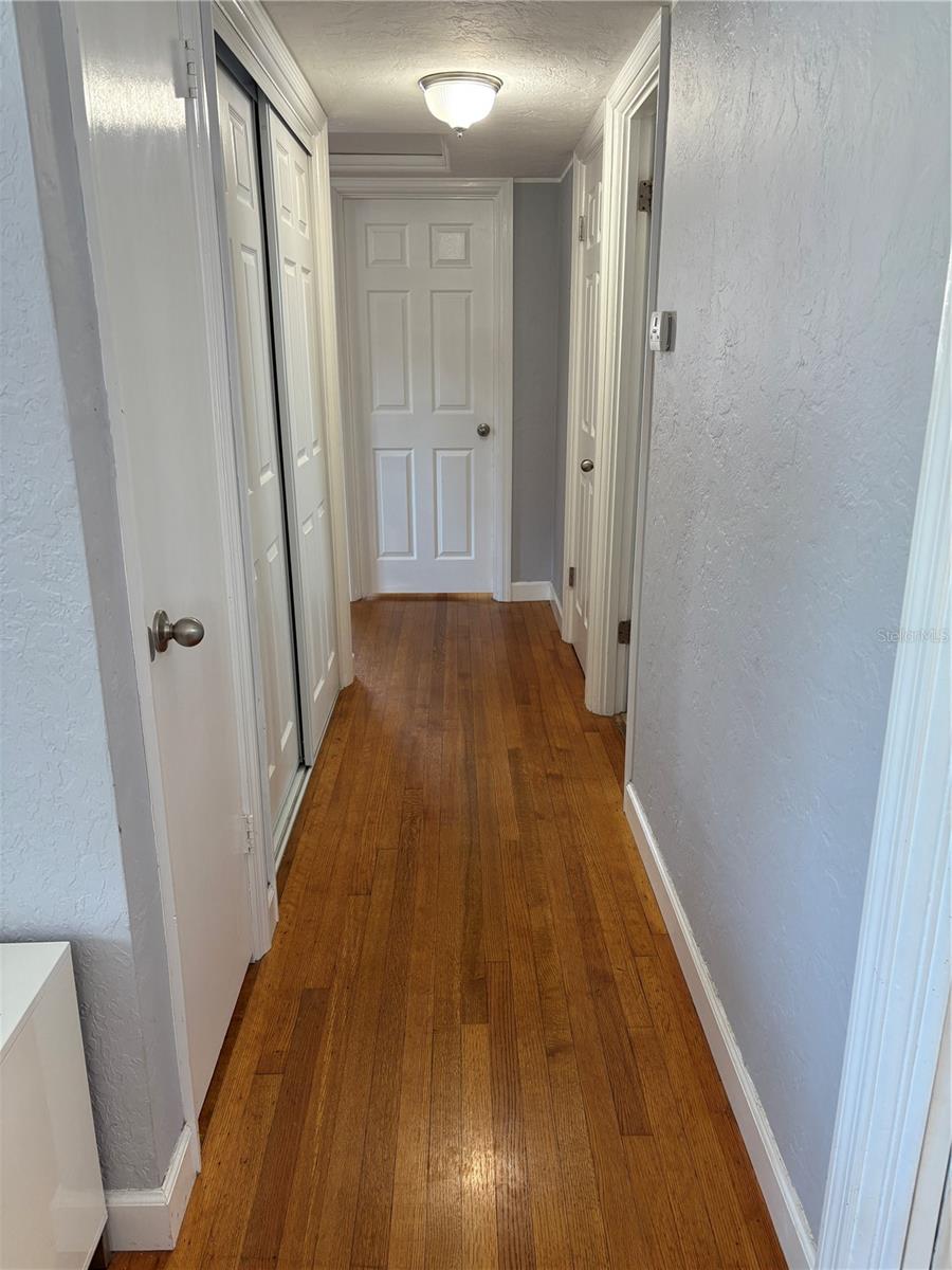 6221 13TH AVE N — photo 12