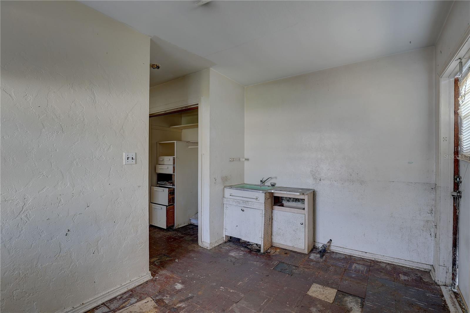 440 S BAYSHORE DR — photo 25