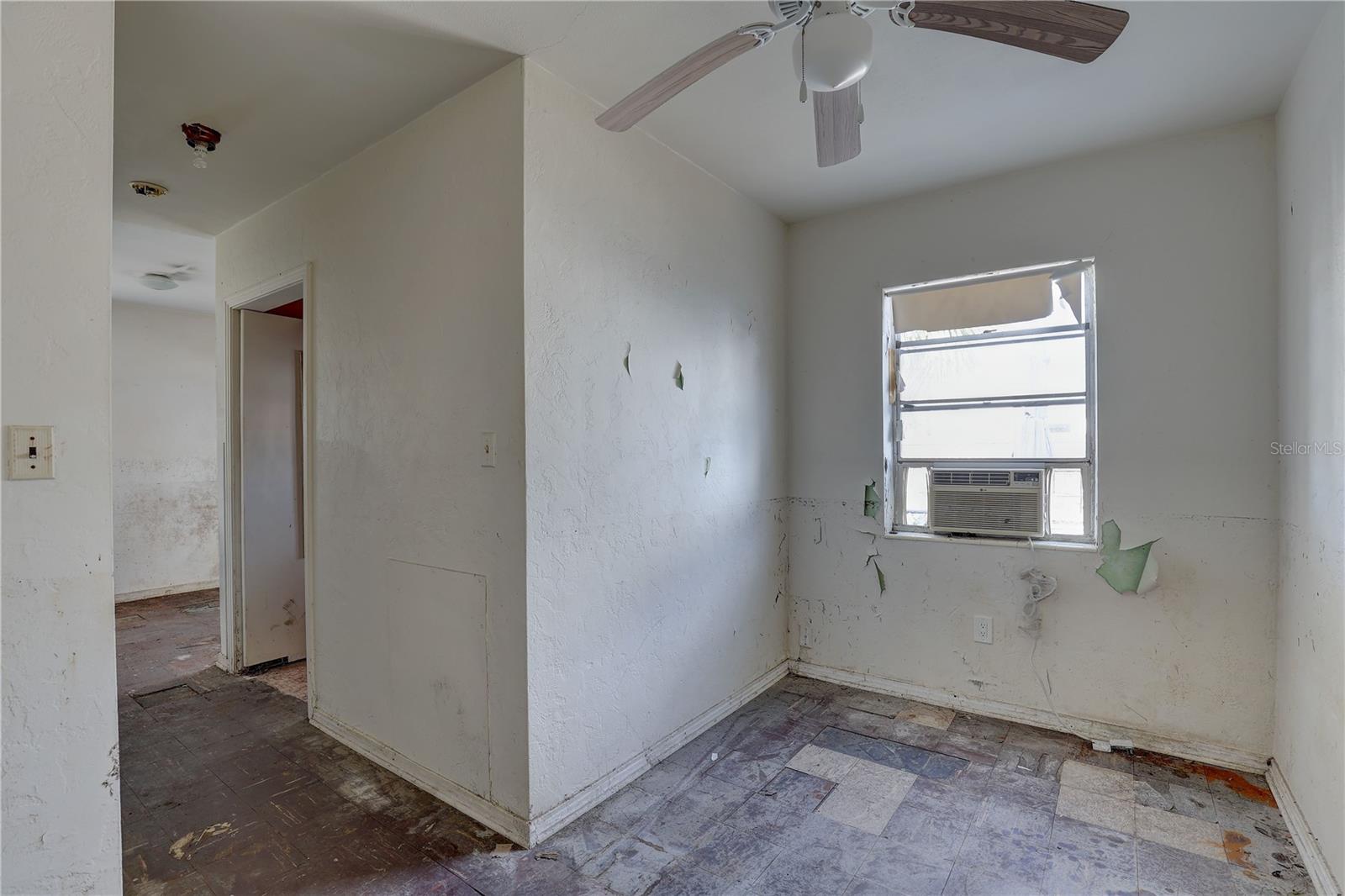 440 S BAYSHORE DR — photo 29
