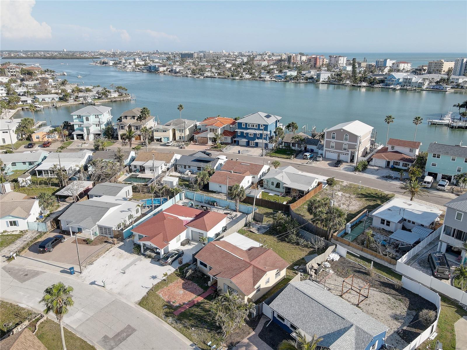 440 S BAYSHORE DR — photo 42