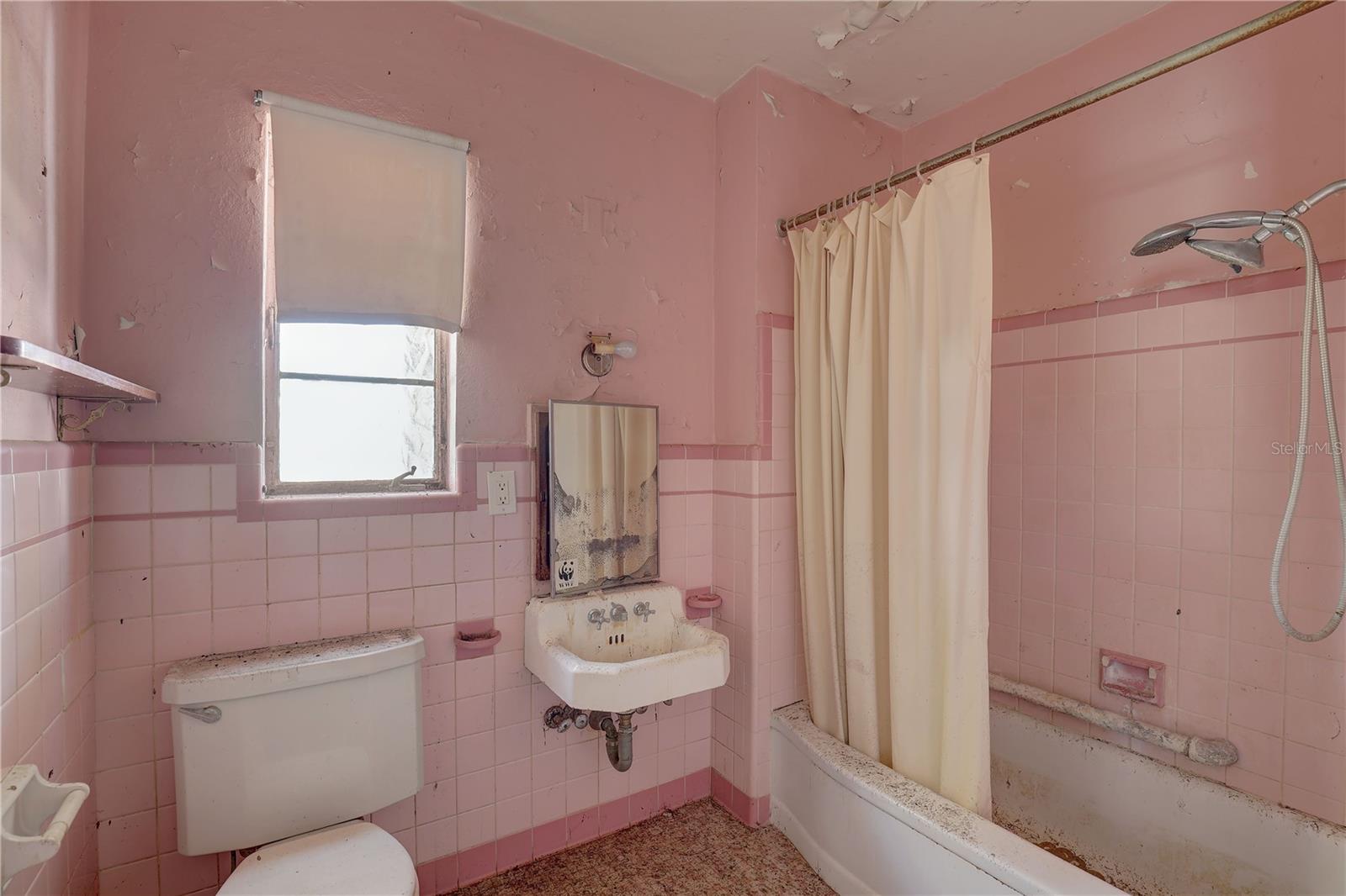 440 S BAYSHORE DR — photo 27