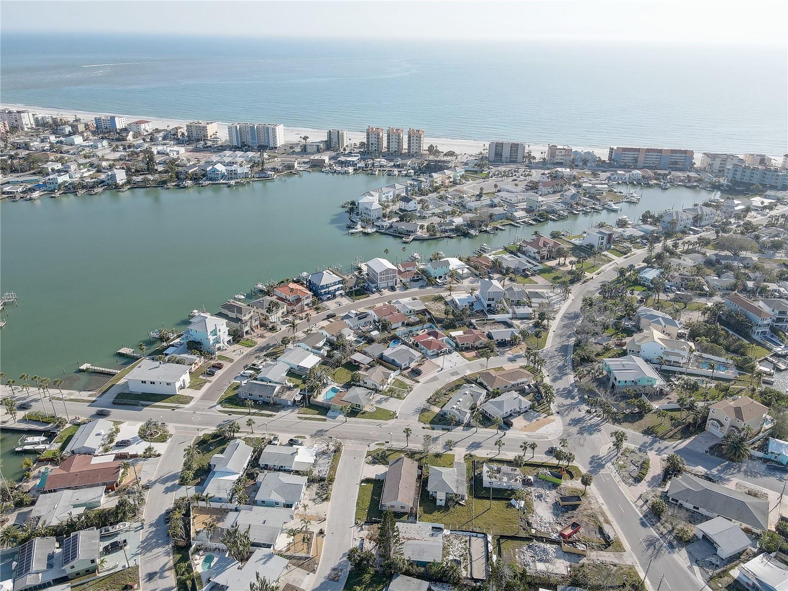 440 S BAYSHORE DR — photo 45