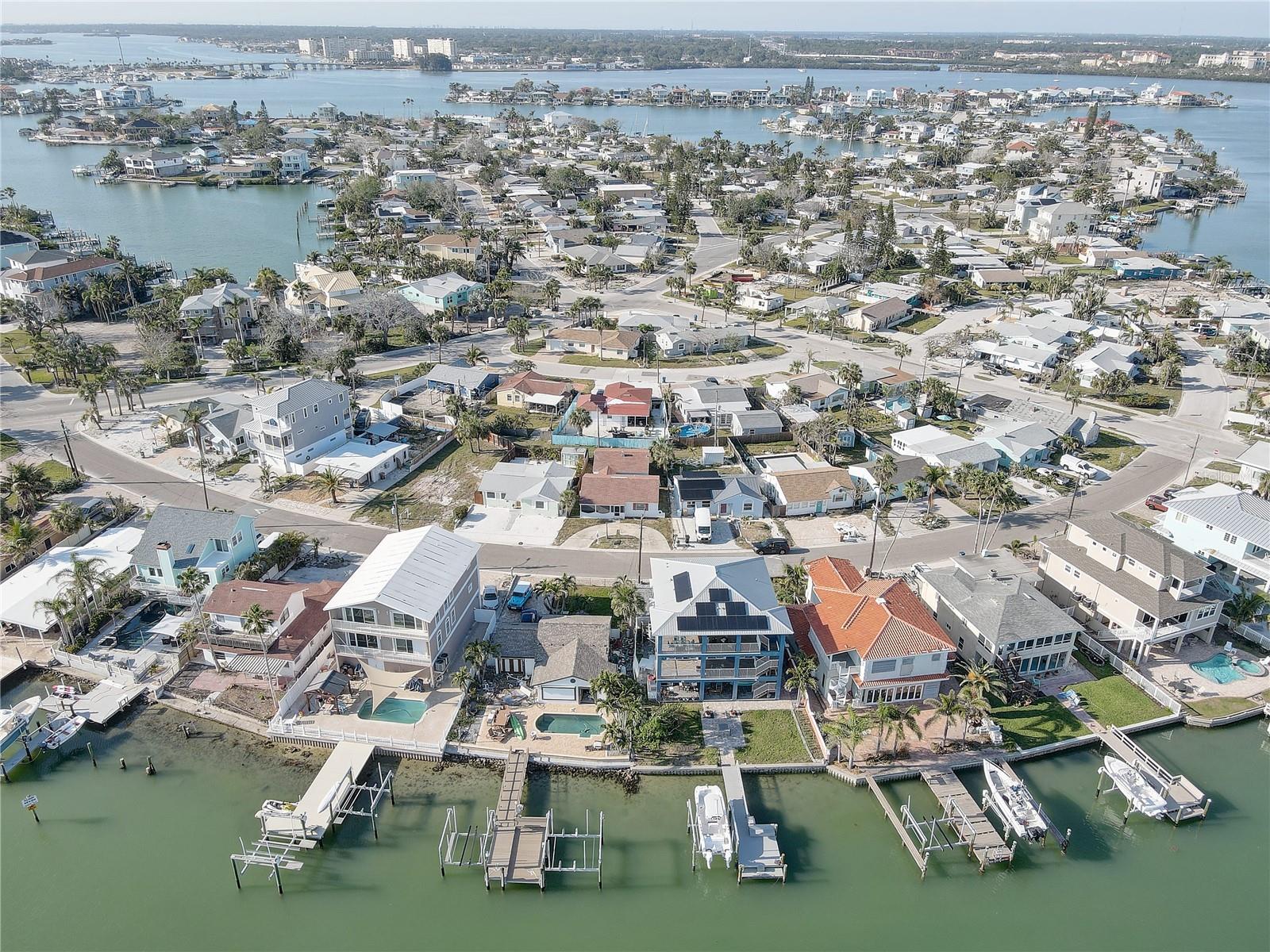 440 S BAYSHORE DR — photo 35