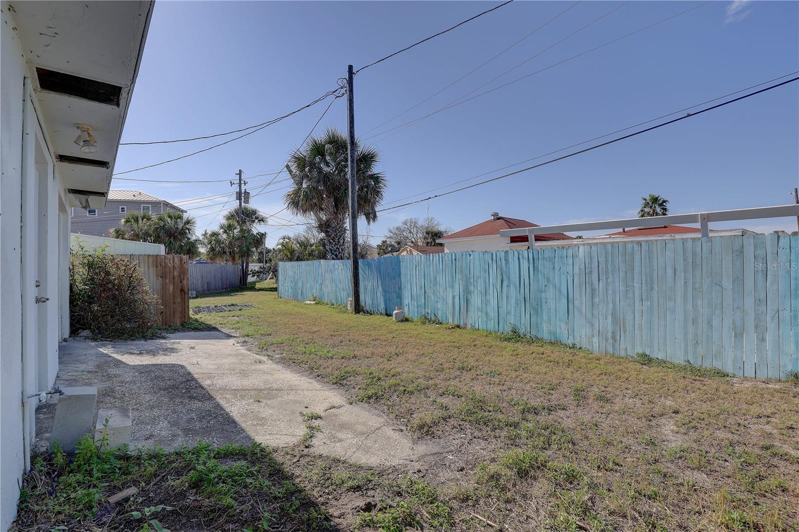 440 S BAYSHORE DR — photo 33