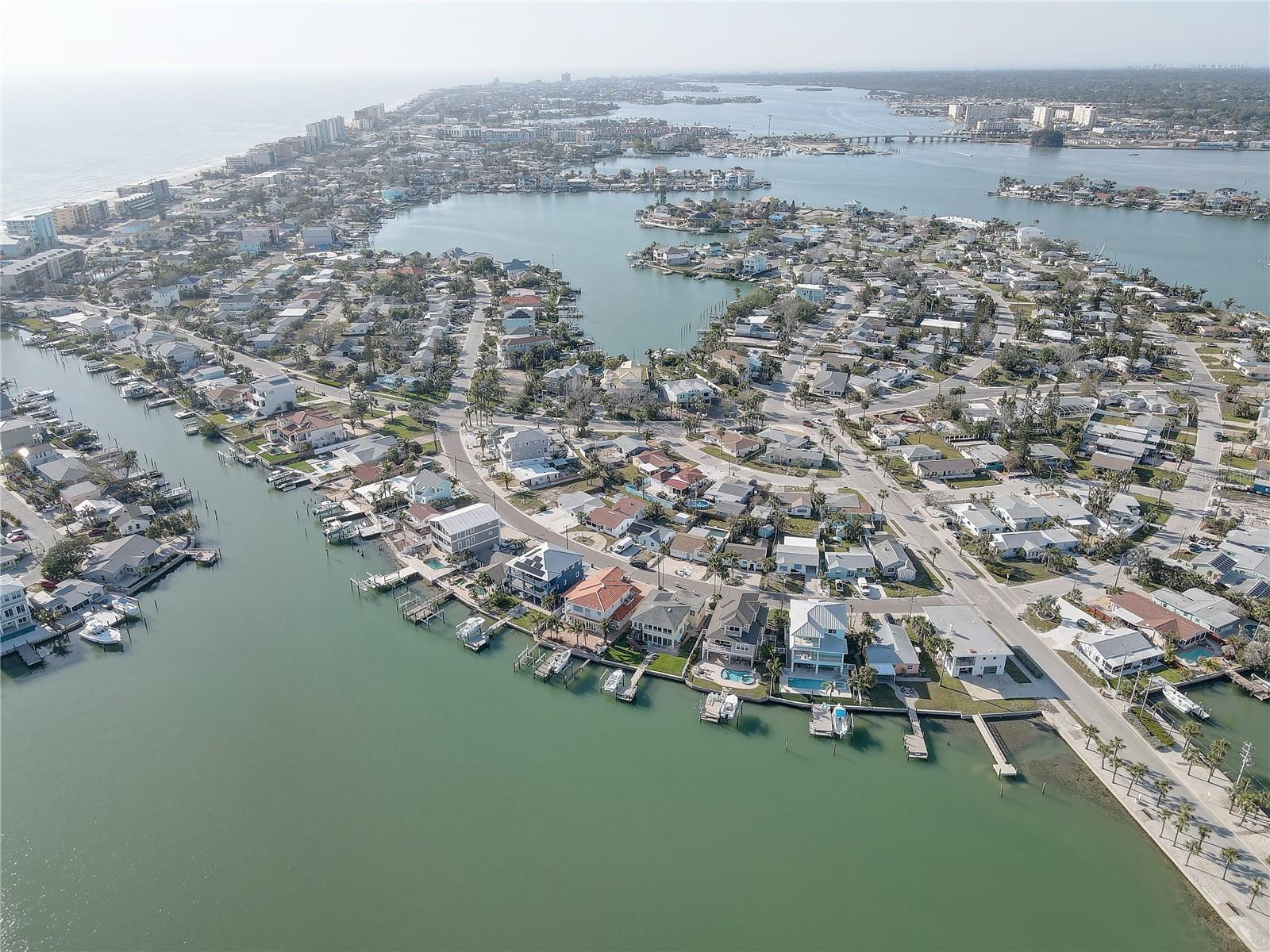 440 S BAYSHORE DR — photo 37