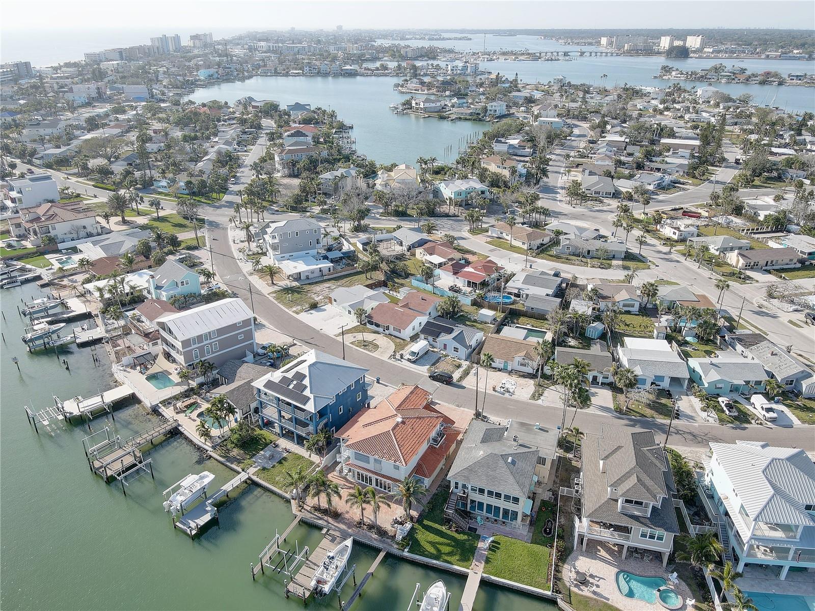 440 S BAYSHORE DR — photo 36