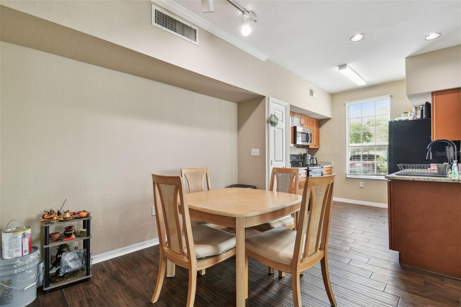 9740 LAKE CHASE ISLAND WAY #9740 — photo 8