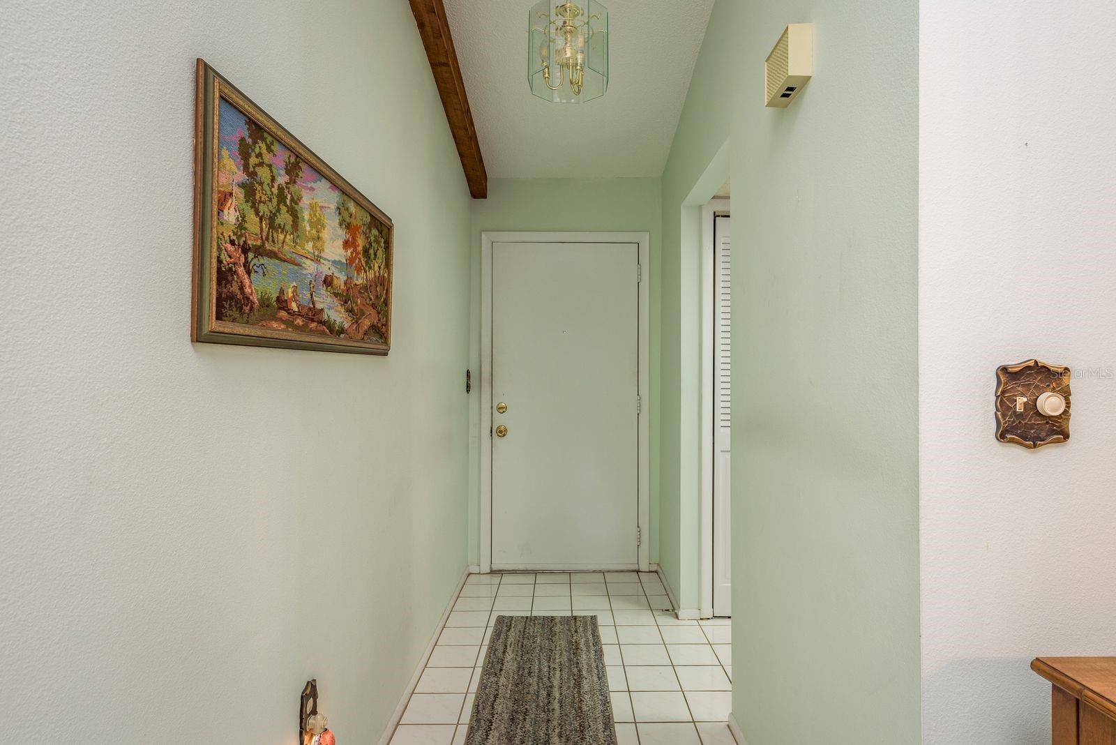 9910 EAGLES POINT CIR #3 — photo 5