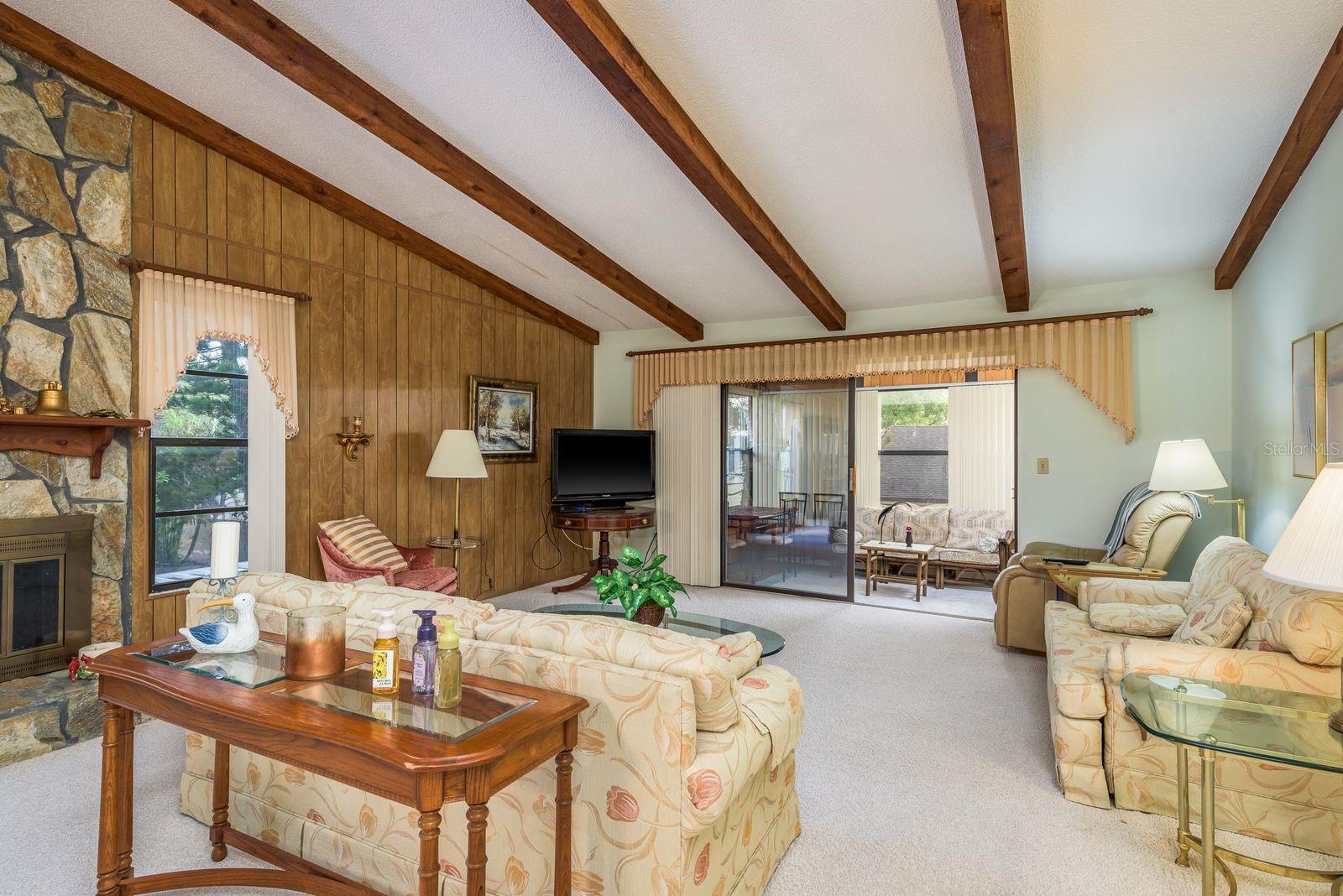9910 EAGLES POINT CIR #3 — photo 7