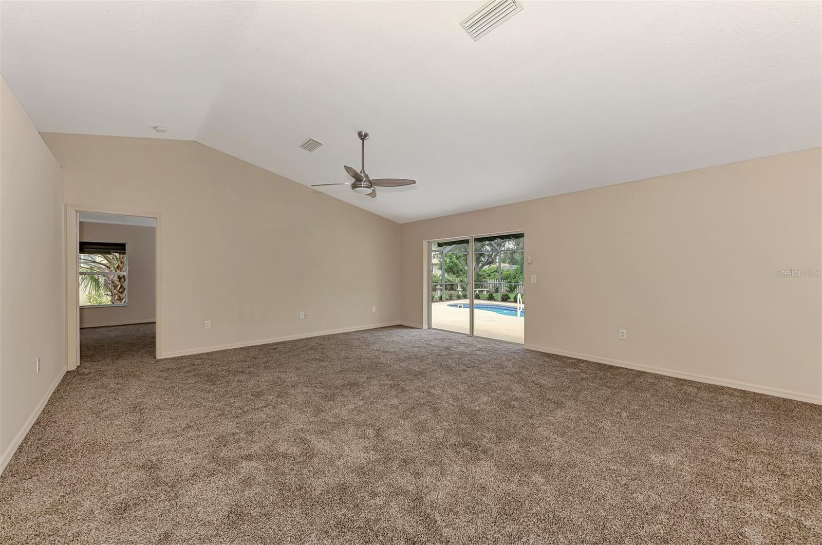 3530 ADELAIDE AVE — photo 16