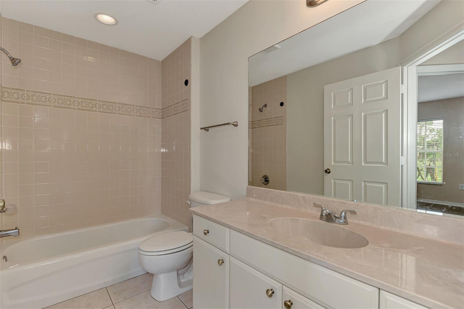 3530 ADELAIDE AVE — photo 33