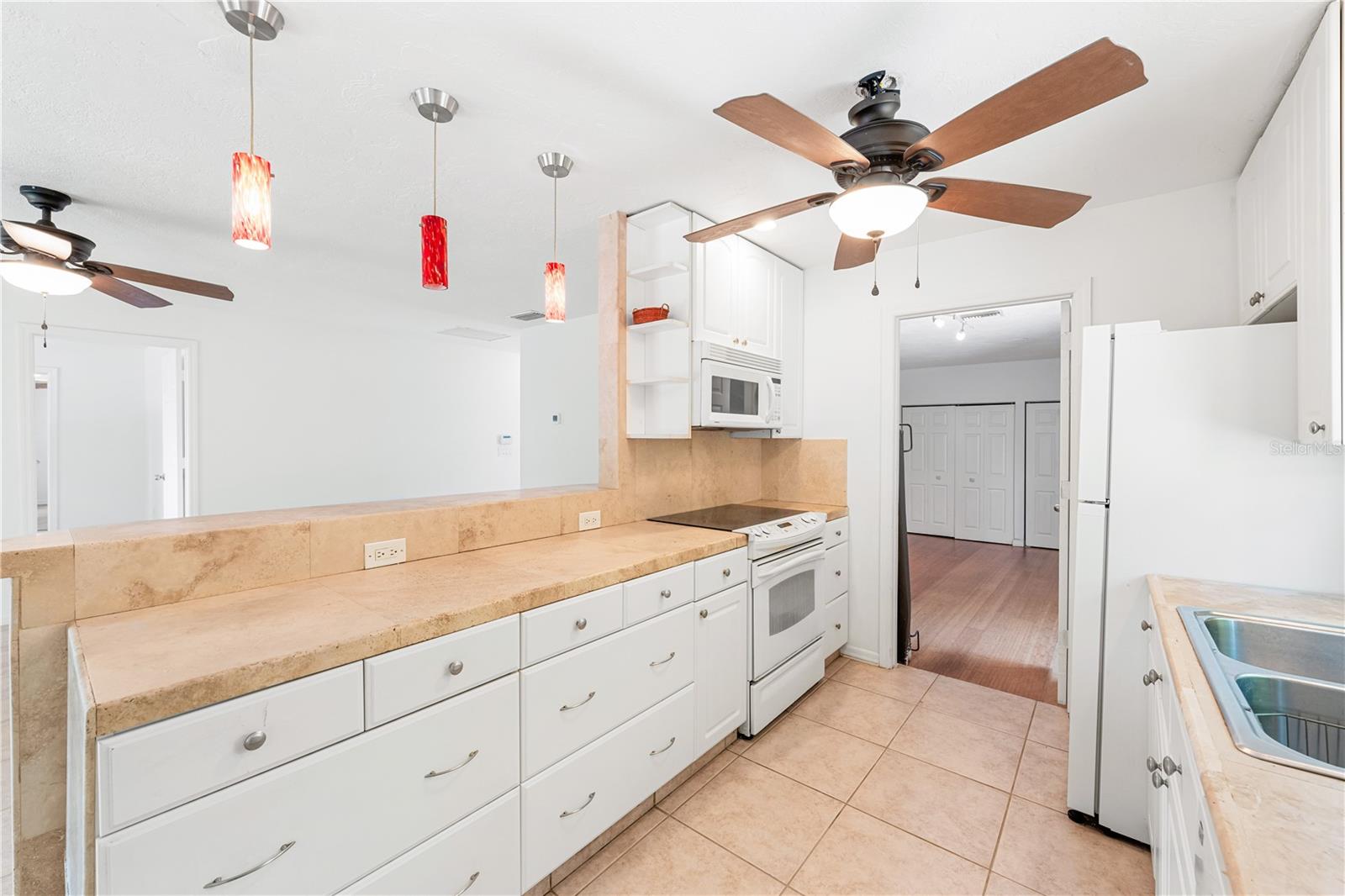 3709 ALDEN WAY — photo 14