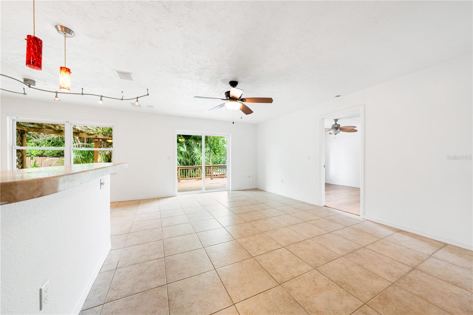 3709 ALDEN WAY — photo 6
