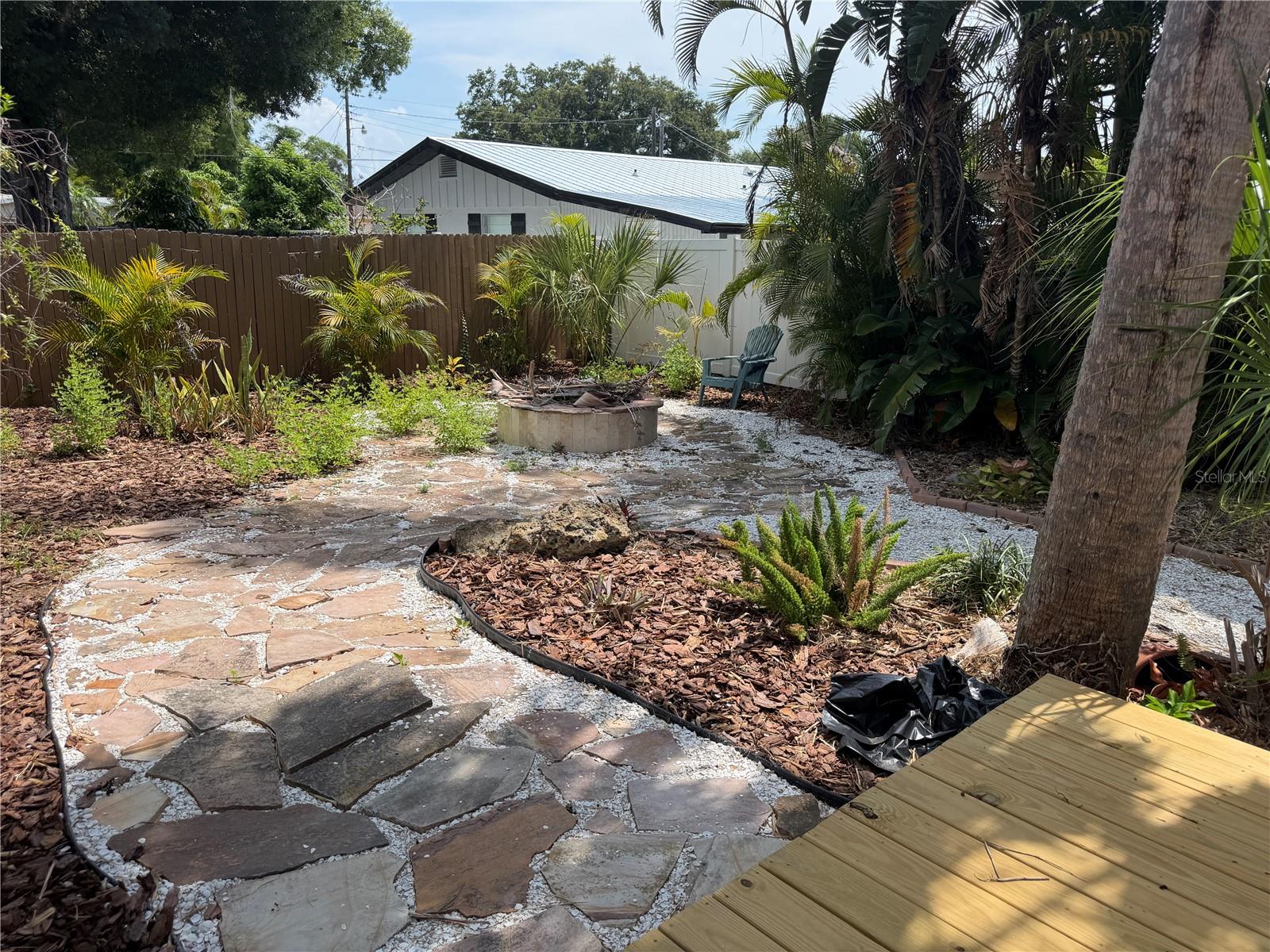 3709 ALDEN WAY — photo 32