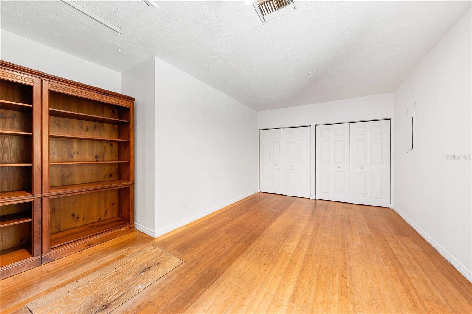 3709 ALDEN WAY — photo 17