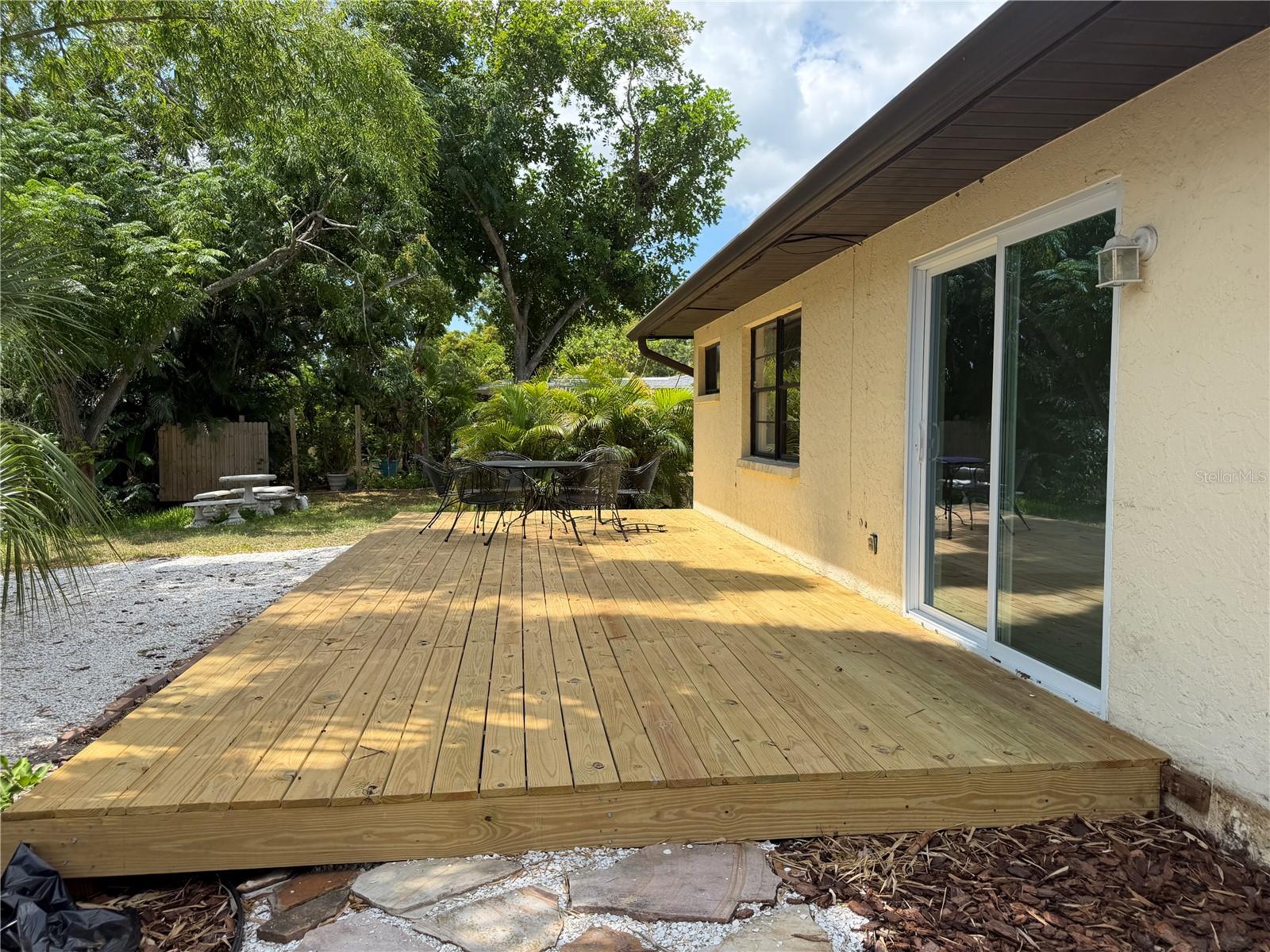 3709 ALDEN WAY — photo 35