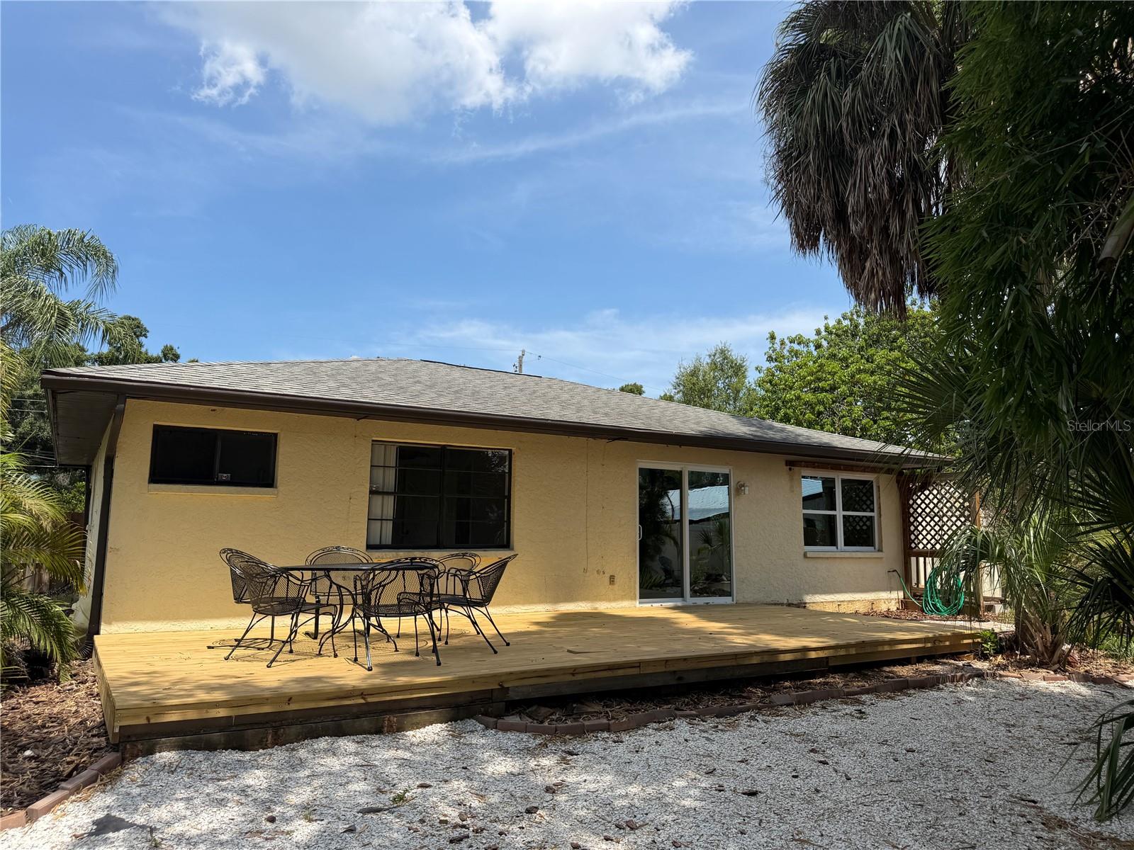 3709 ALDEN WAY — photo 41