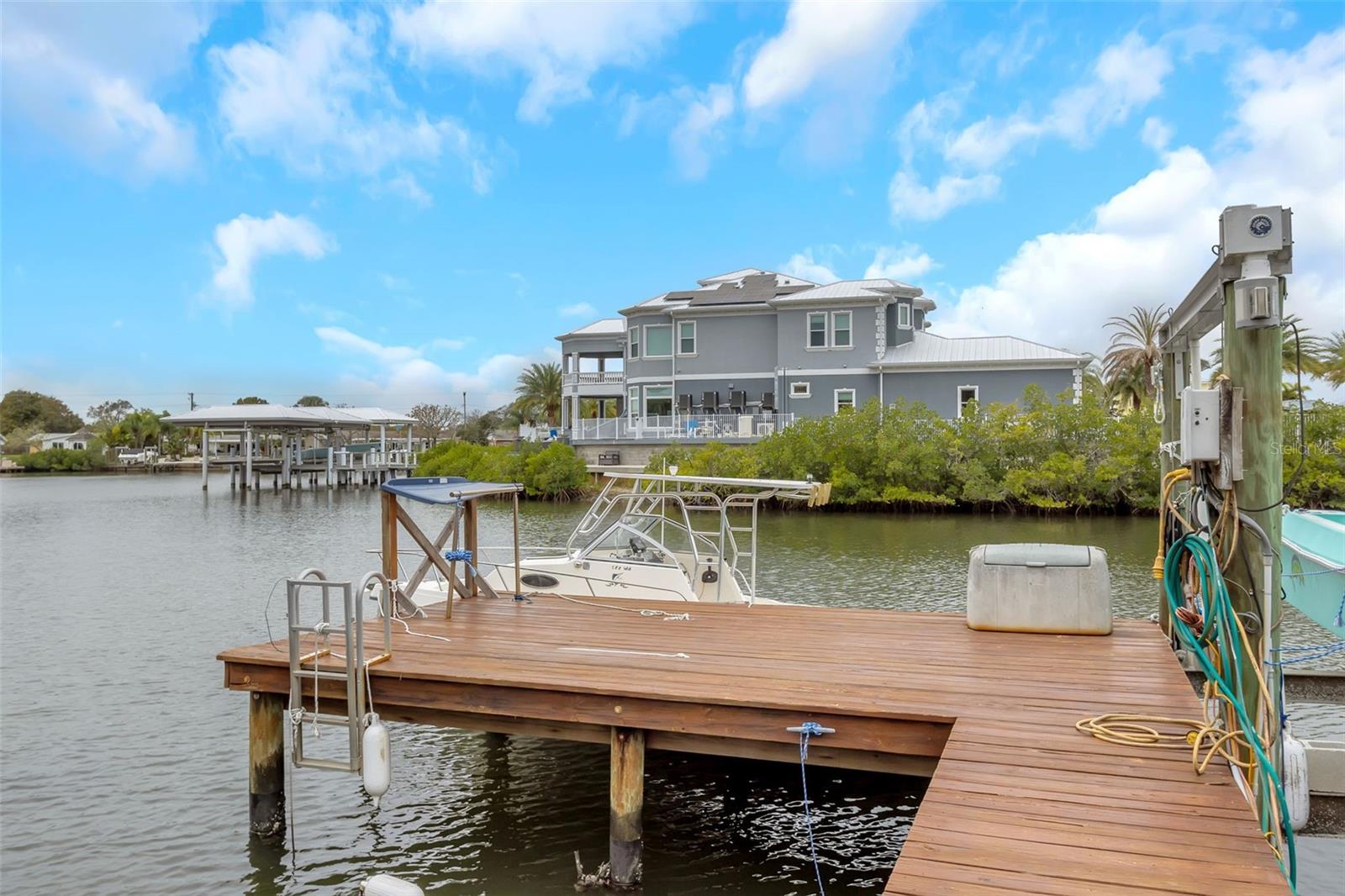 424 ISLAND CAY WAY — photo 32
