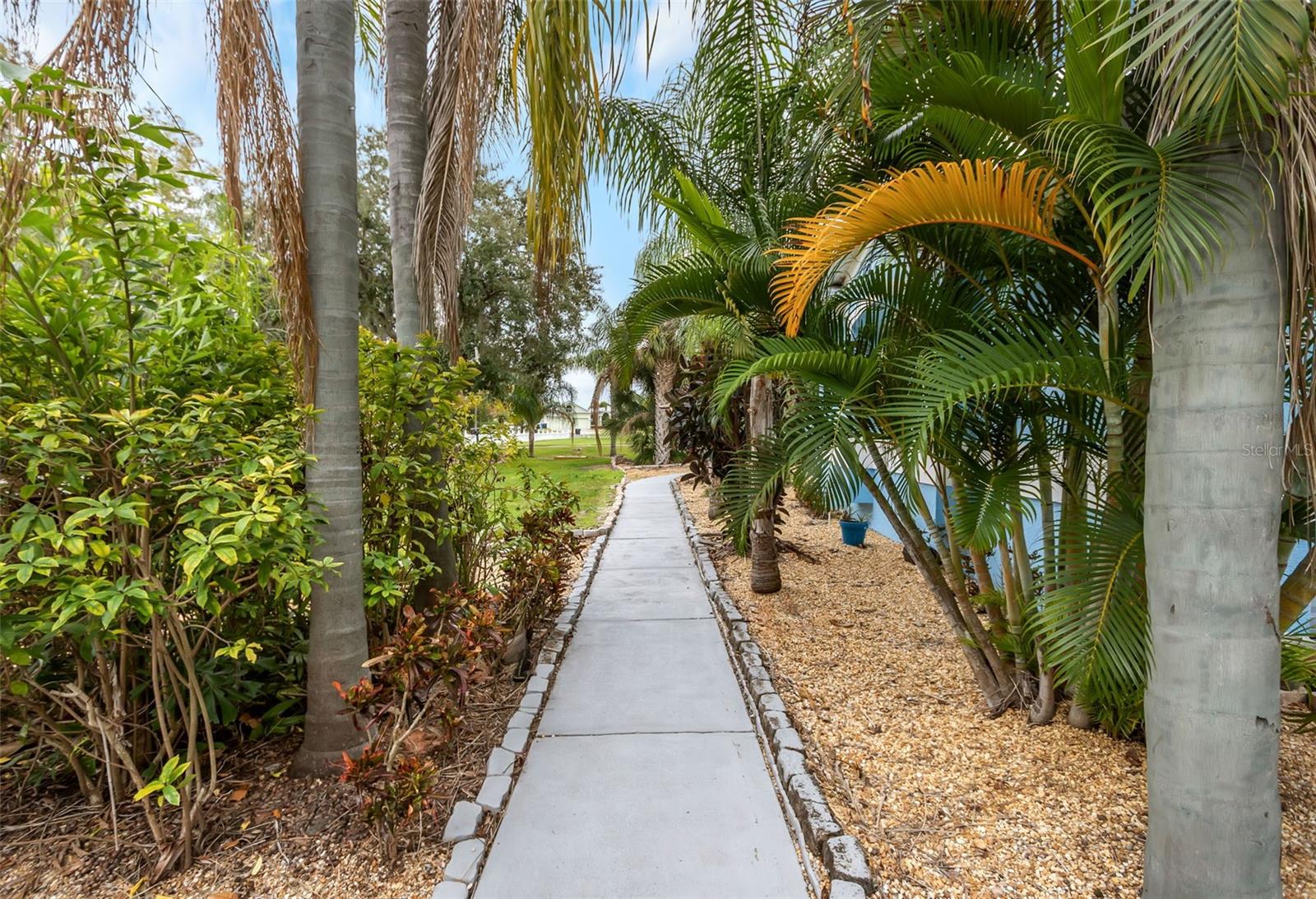 424 ISLAND CAY WAY — photo 6