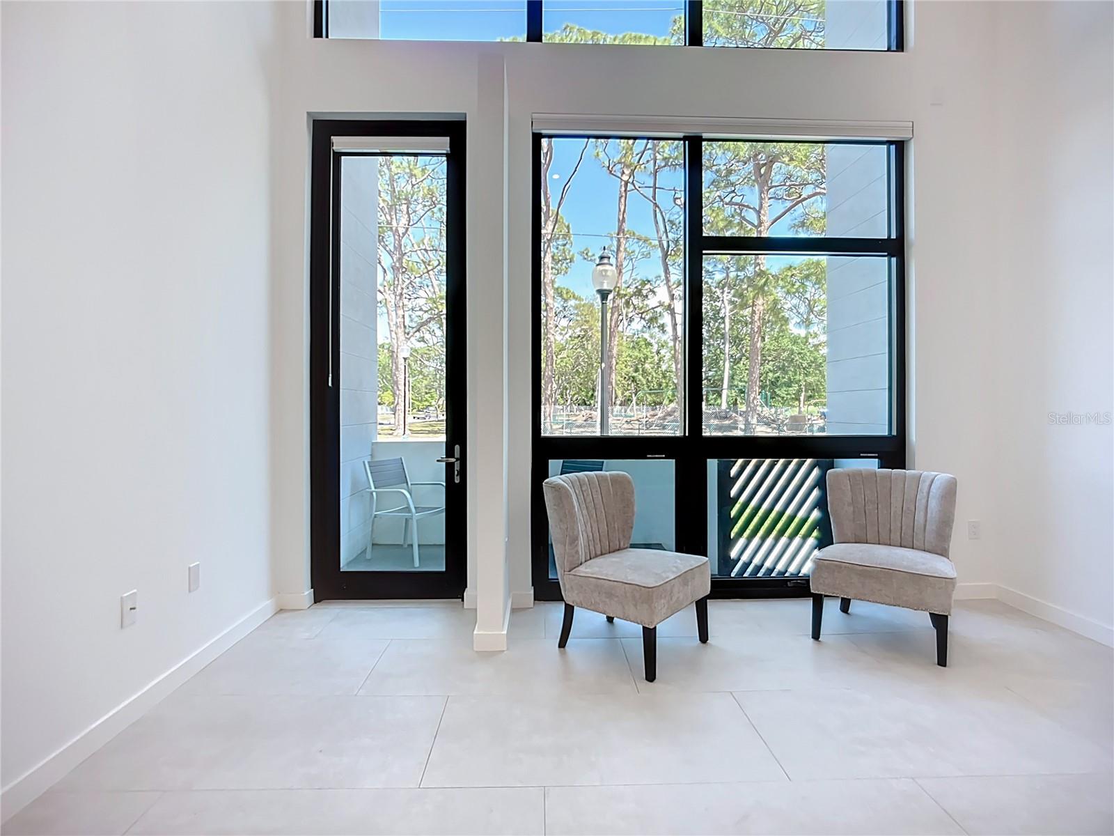 941 N OSPREY AVE — photo 13