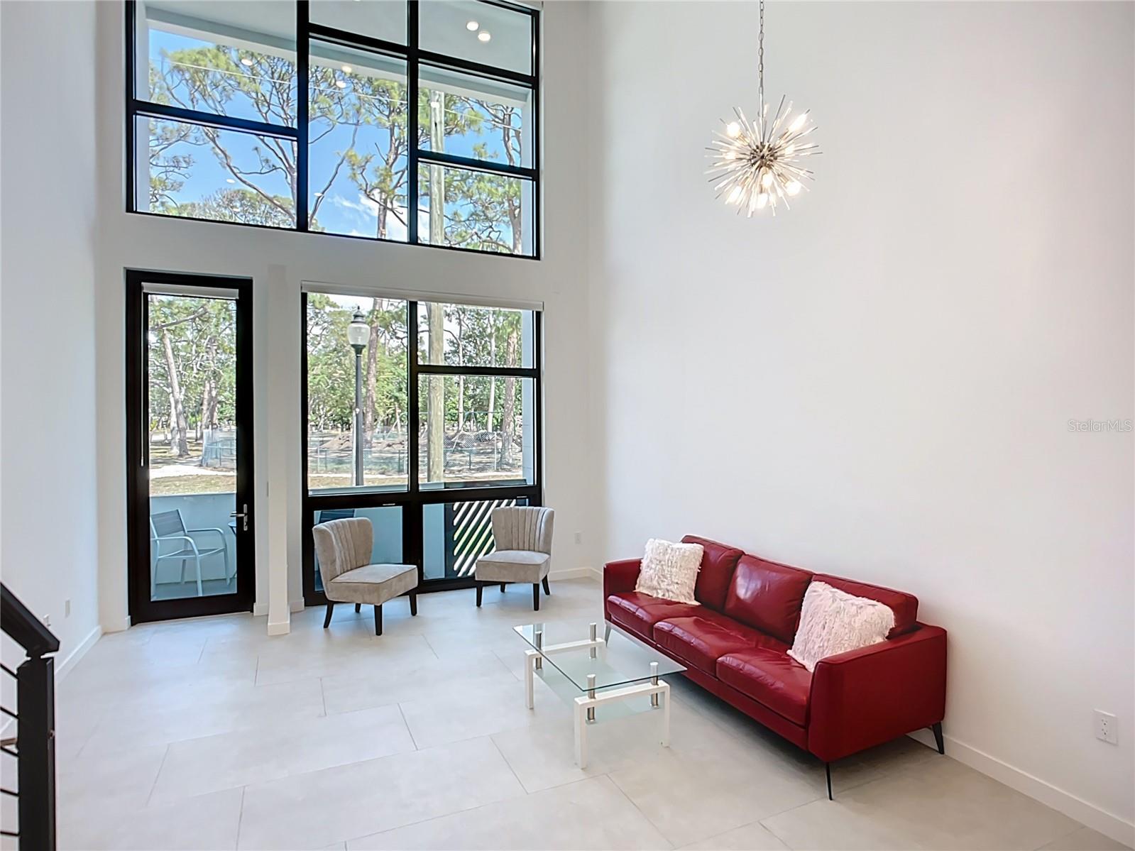 941 N OSPREY AVE — photo 16