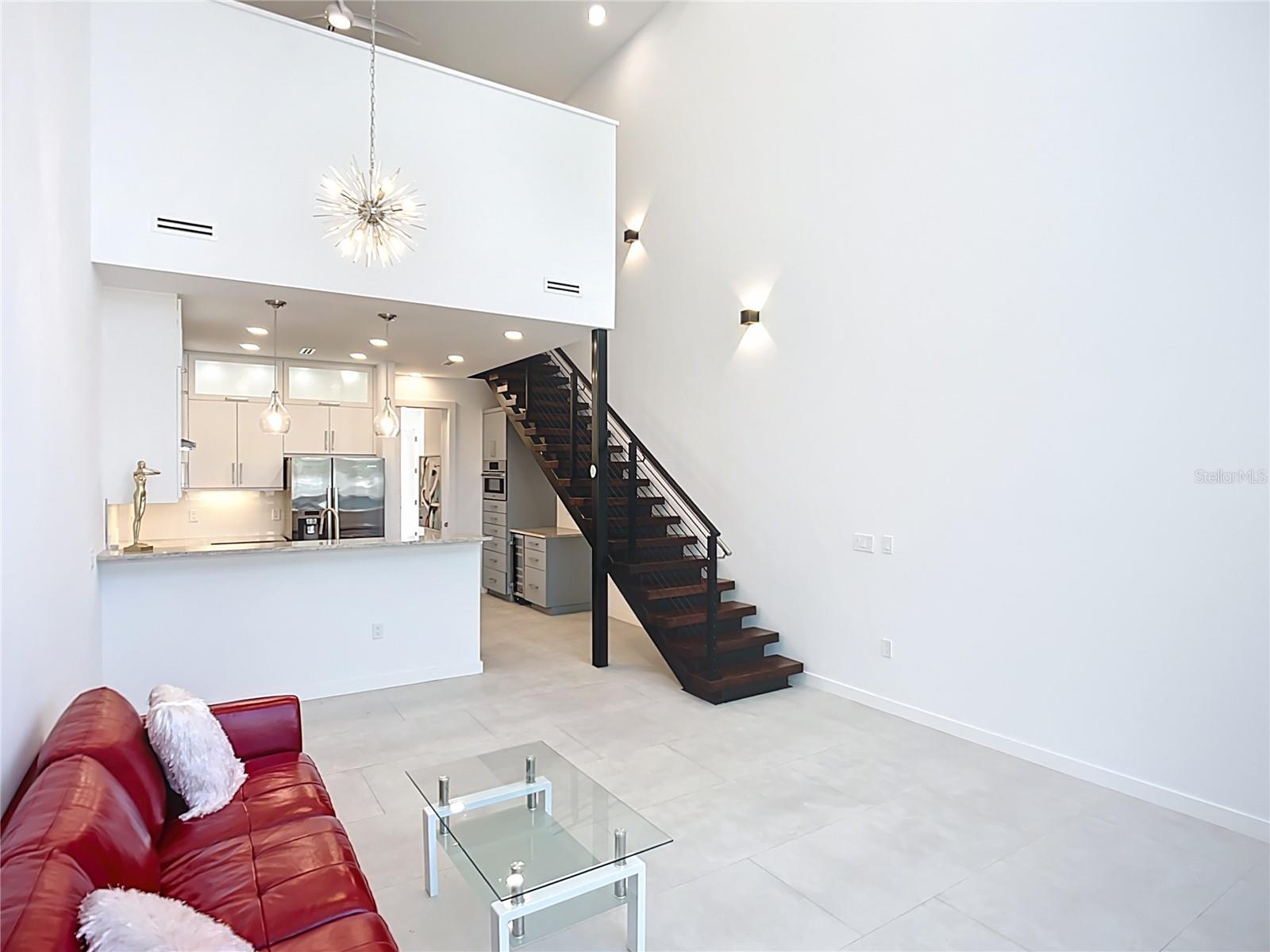 941 N OSPREY AVE — photo 14