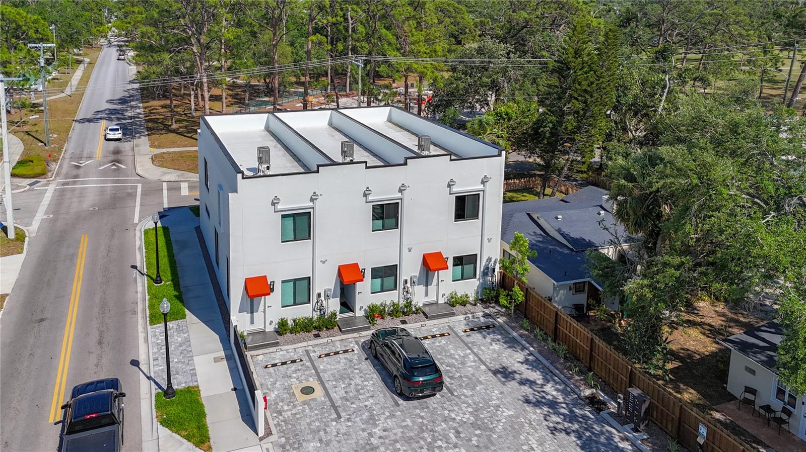 941 N OSPREY AVE — photo 47