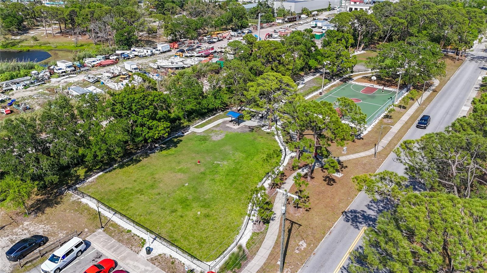 941 N OSPREY AVE — photo 53