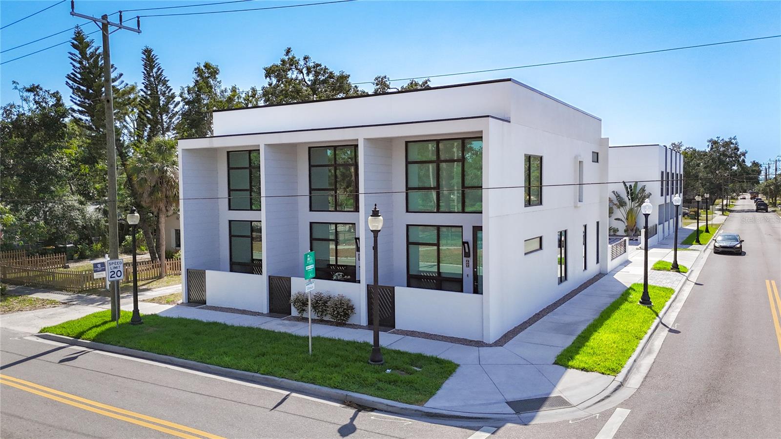 941 N OSPREY AVE — photo 3
