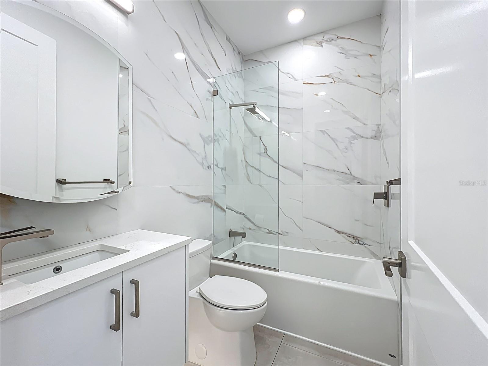 941 N OSPREY AVE — photo 30