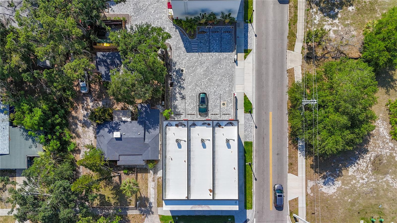 941 N OSPREY AVE — photo 46