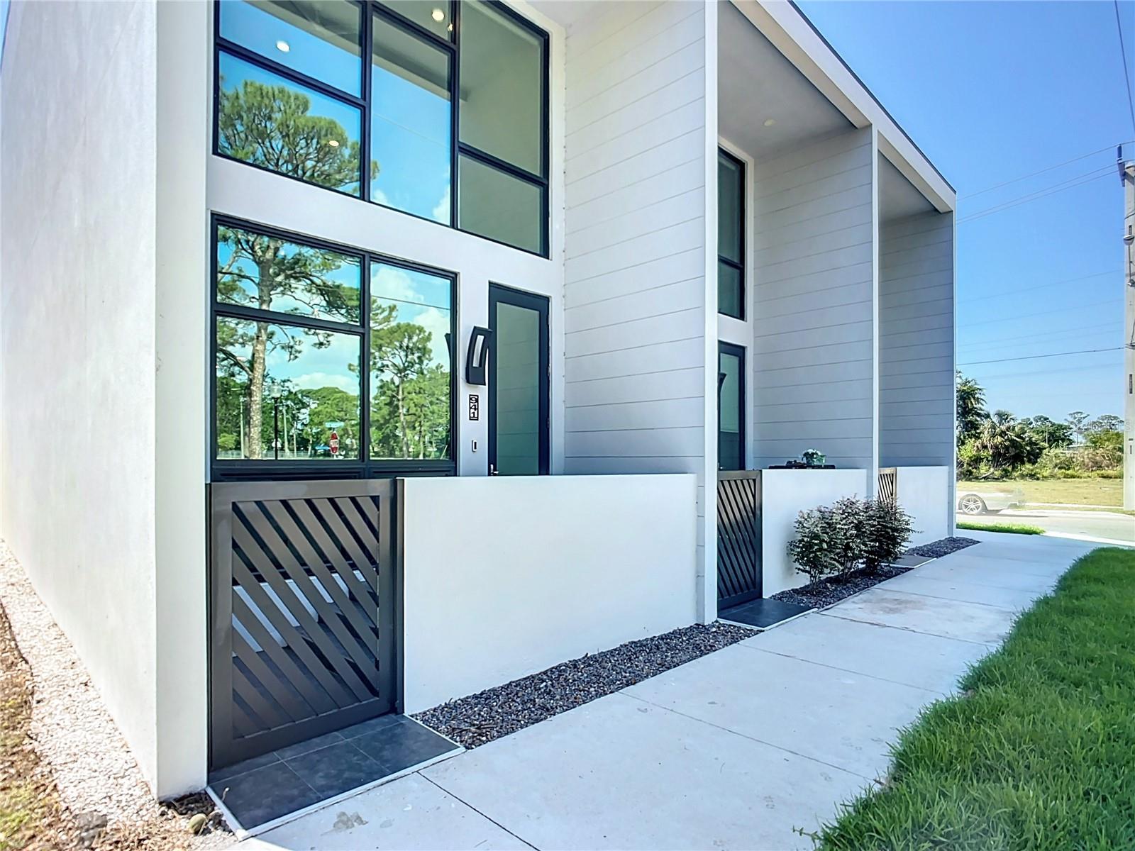 941 N OSPREY AVE — photo 10
