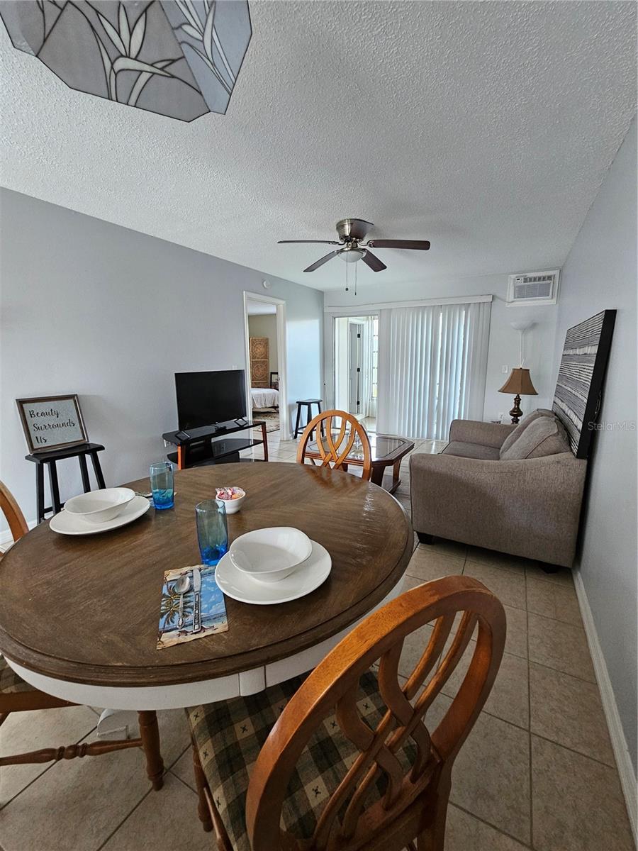 13813 MISSION OAKS BLVD — photo 9