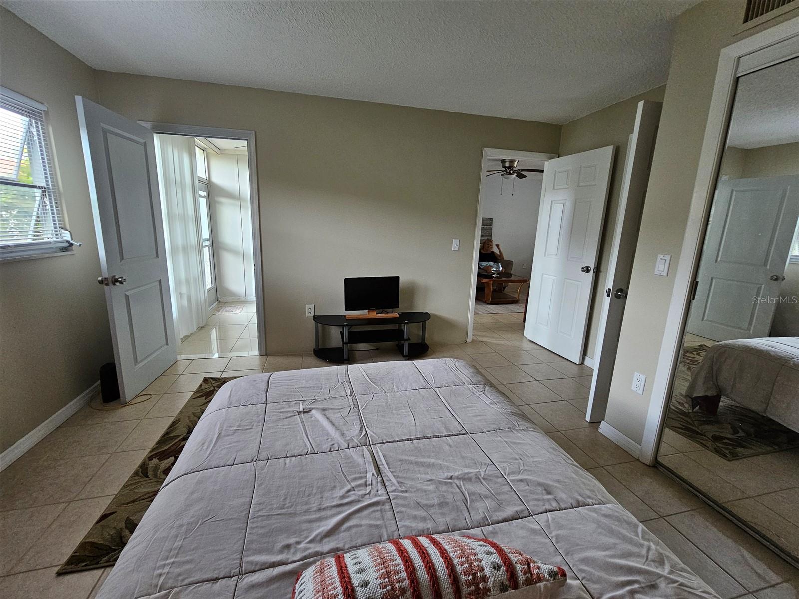 13813 MISSION OAKS BLVD — photo 24