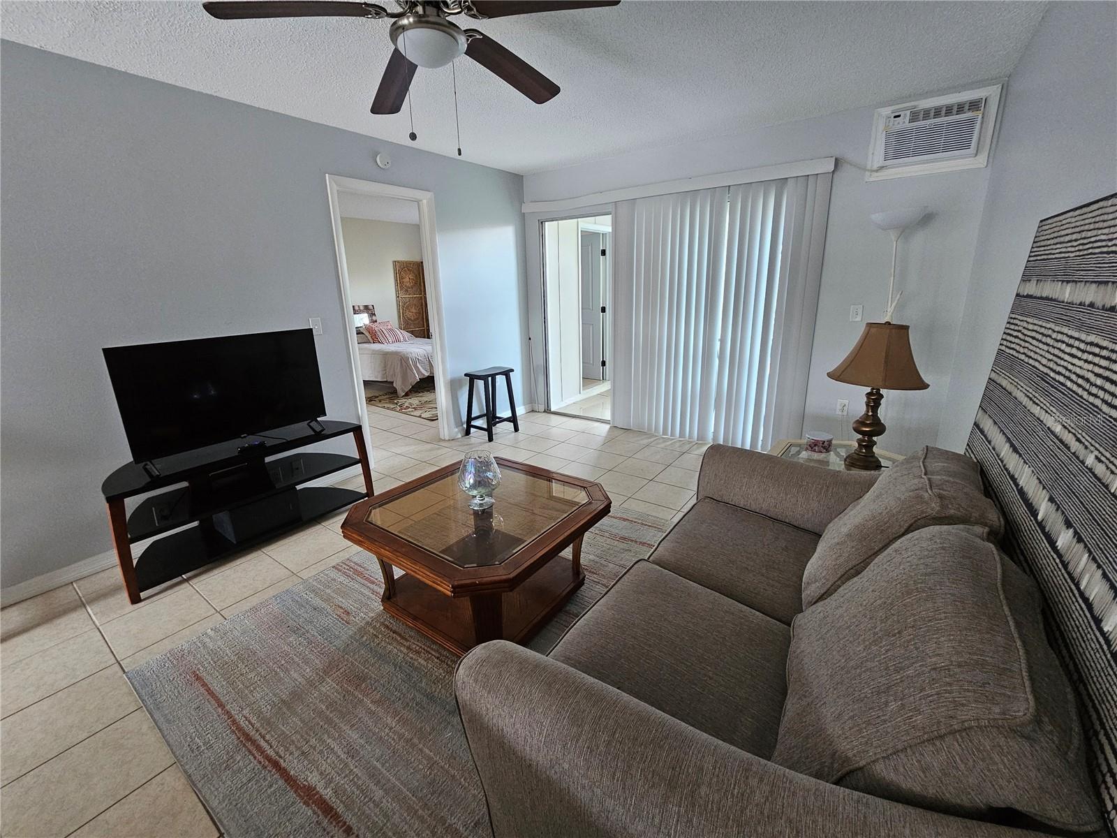 13813 MISSION OAKS BLVD — photo 10