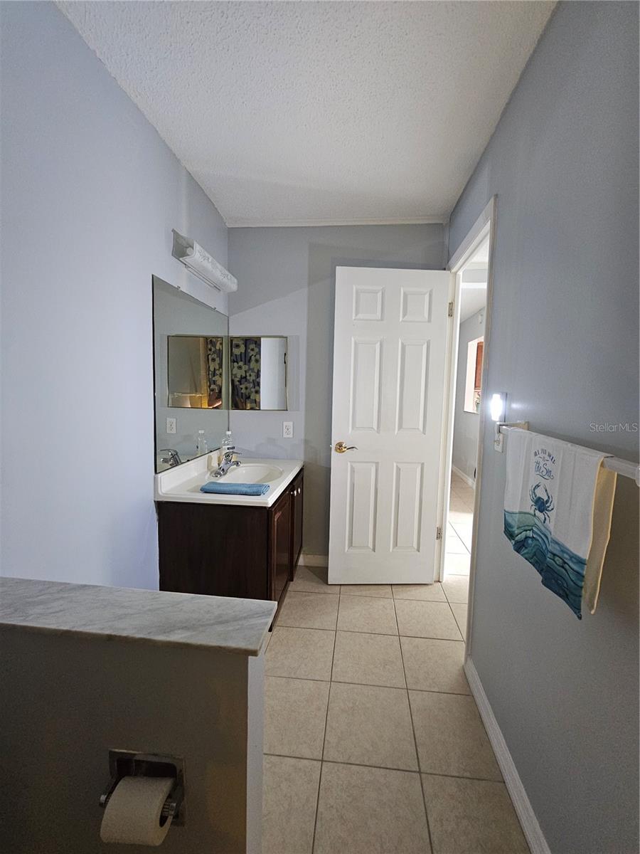 13813 MISSION OAKS BLVD — photo 19