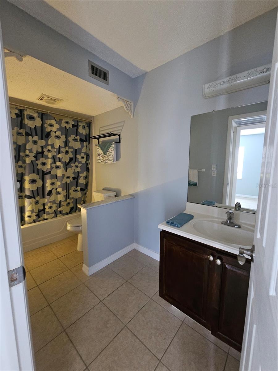 13813 MISSION OAKS BLVD — photo 17