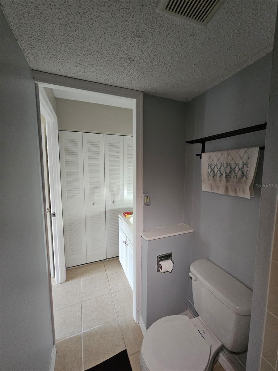 13813 MISSION OAKS BLVD — photo 27