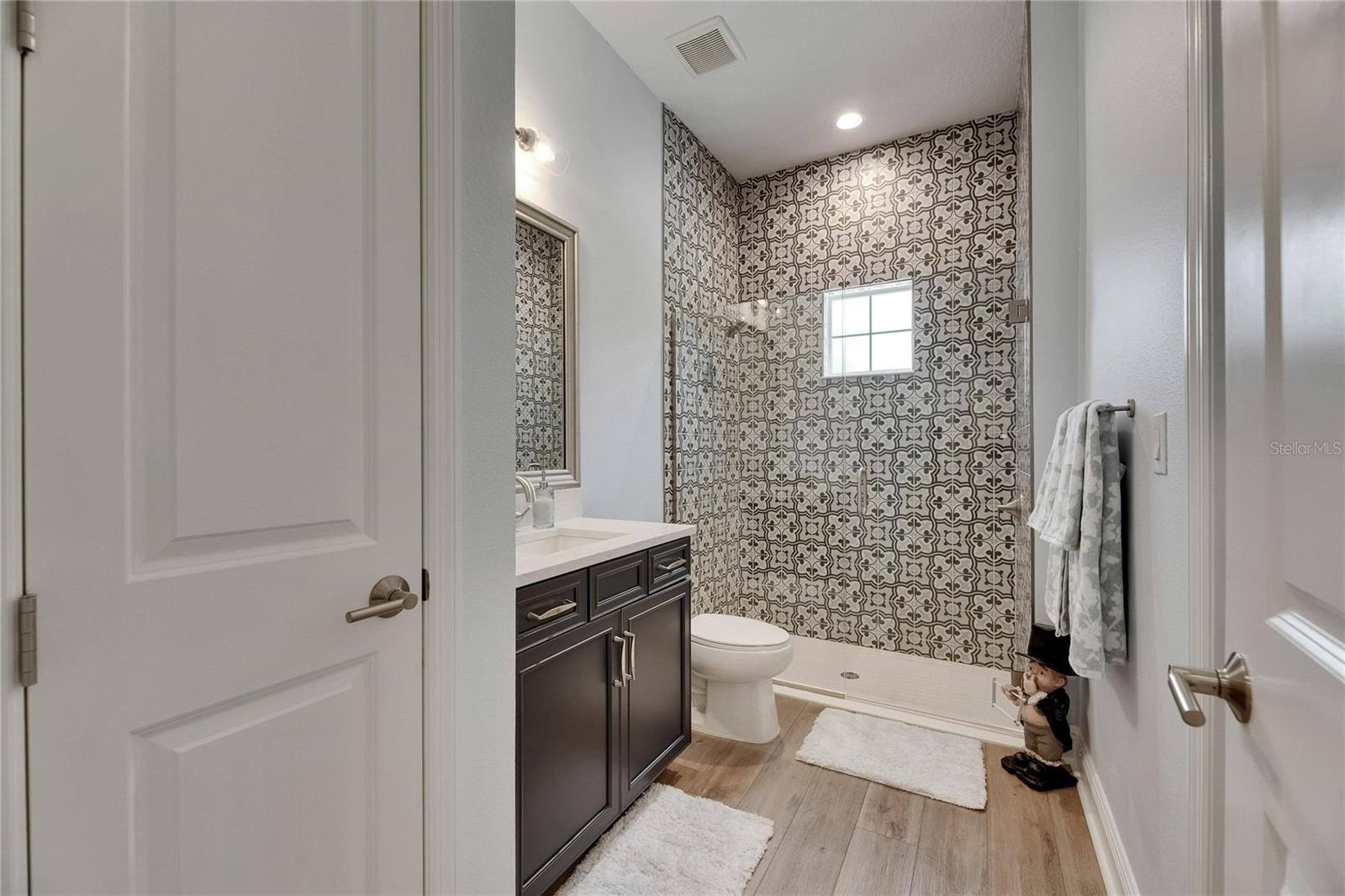 14421 SWISS BRIDGE DR — photo 45