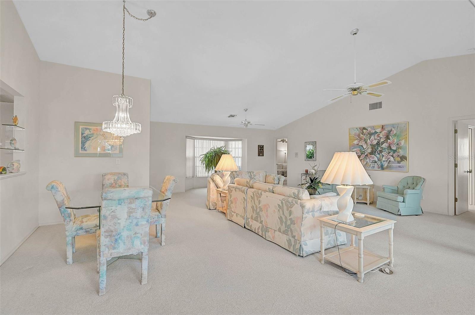4360 PRESIDENTIAL AVENUE CIR E — photo 3