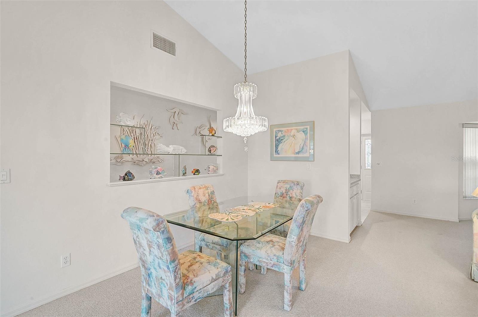 4360 PRESIDENTIAL AVENUE CIR E — photo 4