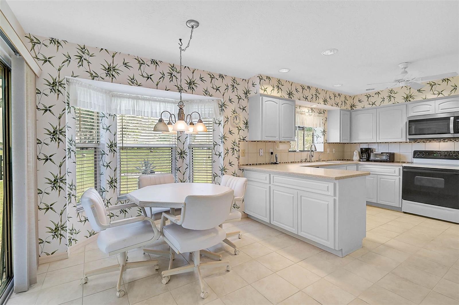 4360 PRESIDENTIAL AVENUE CIR E — photo 16