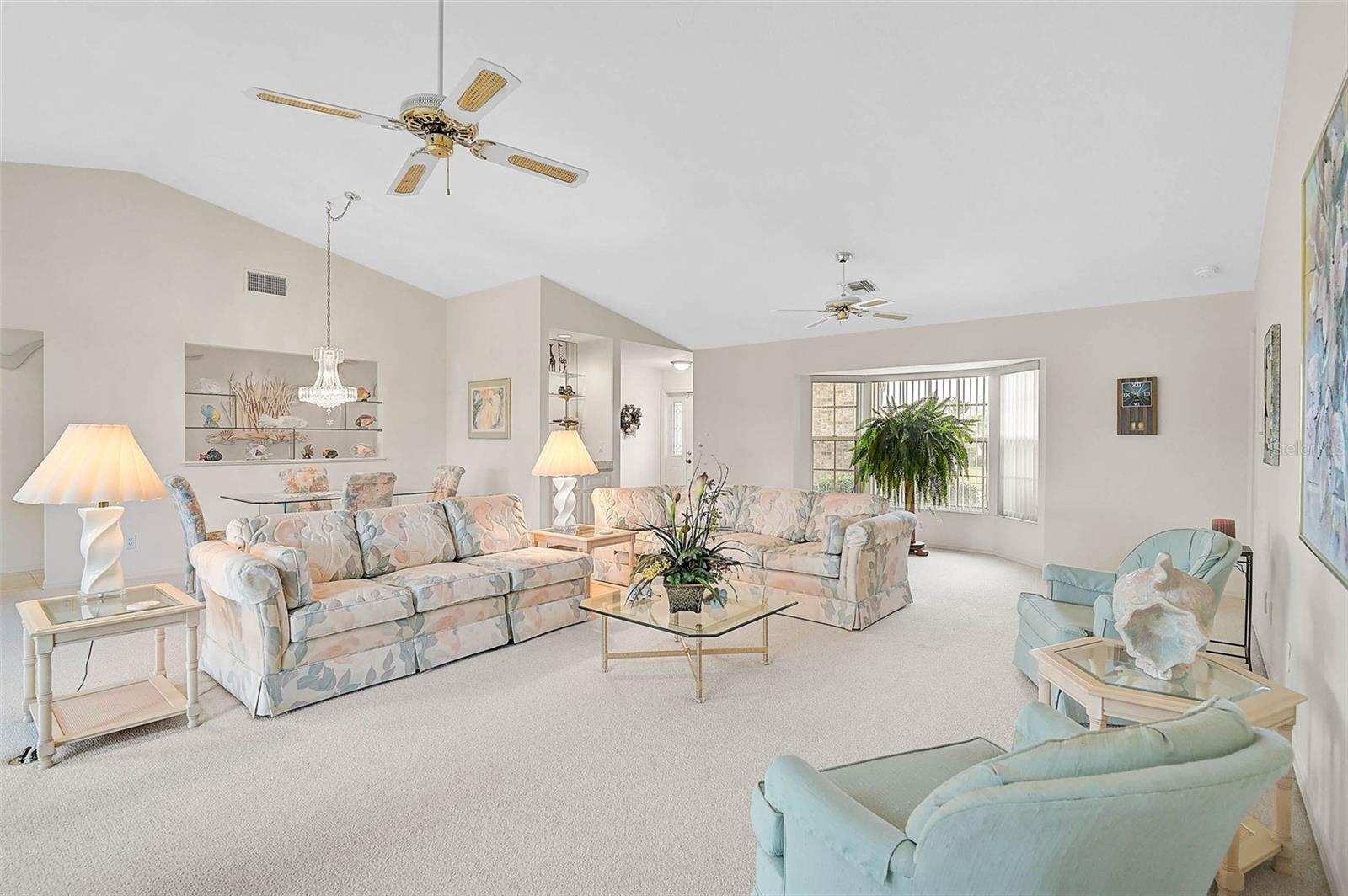 4360 PRESIDENTIAL AVENUE CIR E — photo 5
