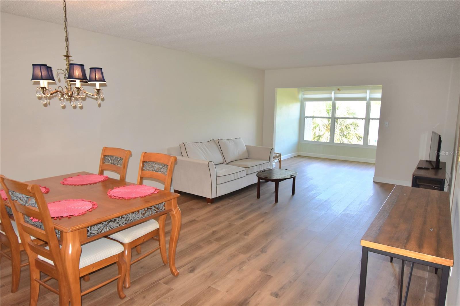 940 VIRGINIA ST #304 — photo 9