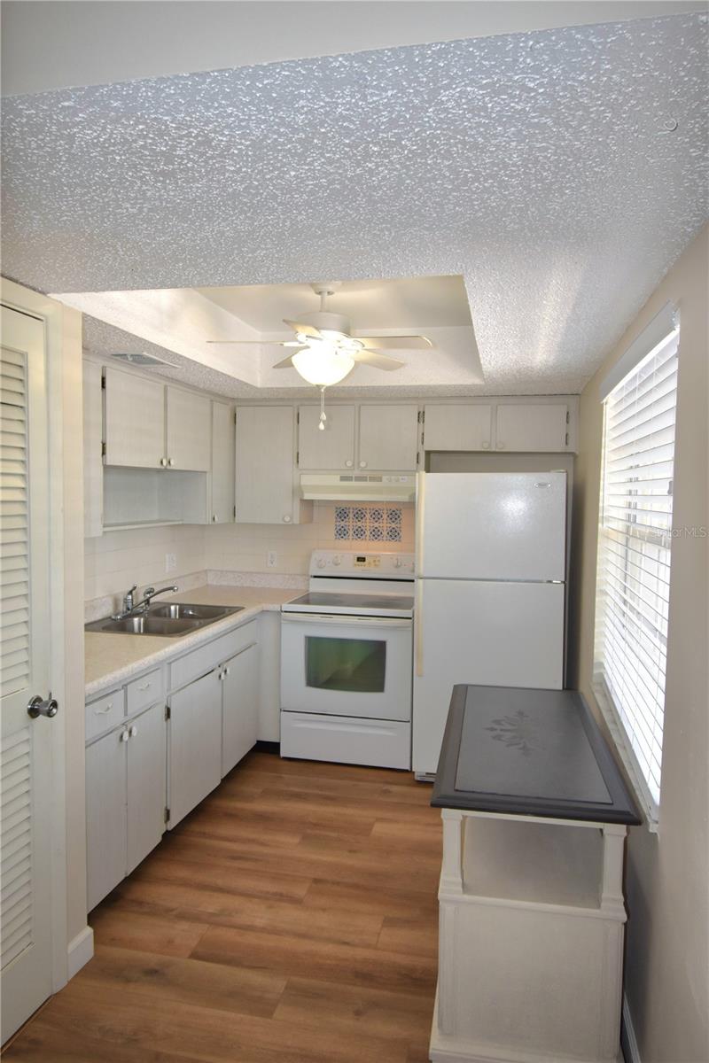 940 VIRGINIA ST #304 — photo 7