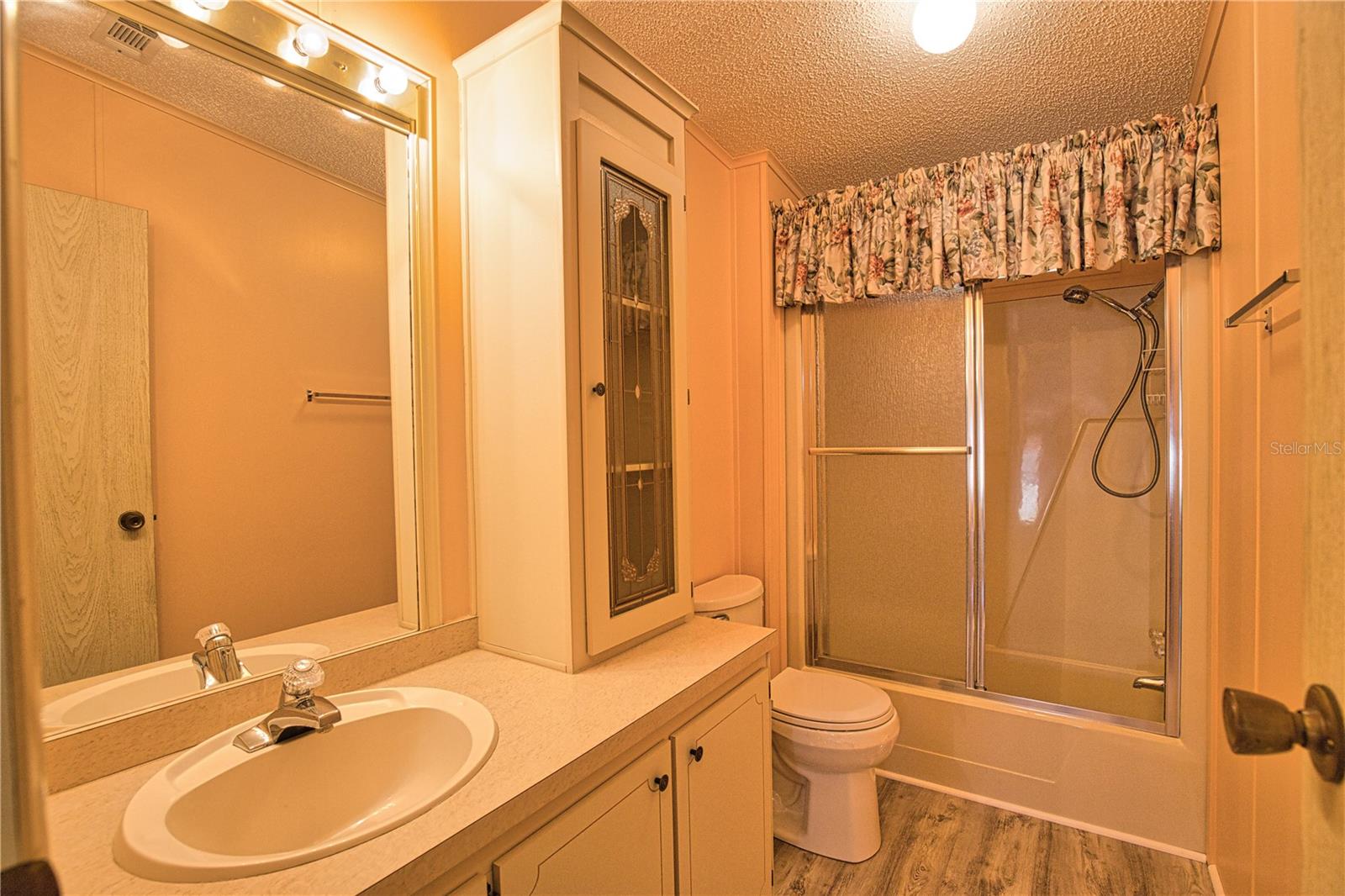 407 MADONNA — photo 28